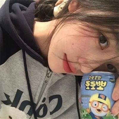 单身汉与时髦女郎 海报